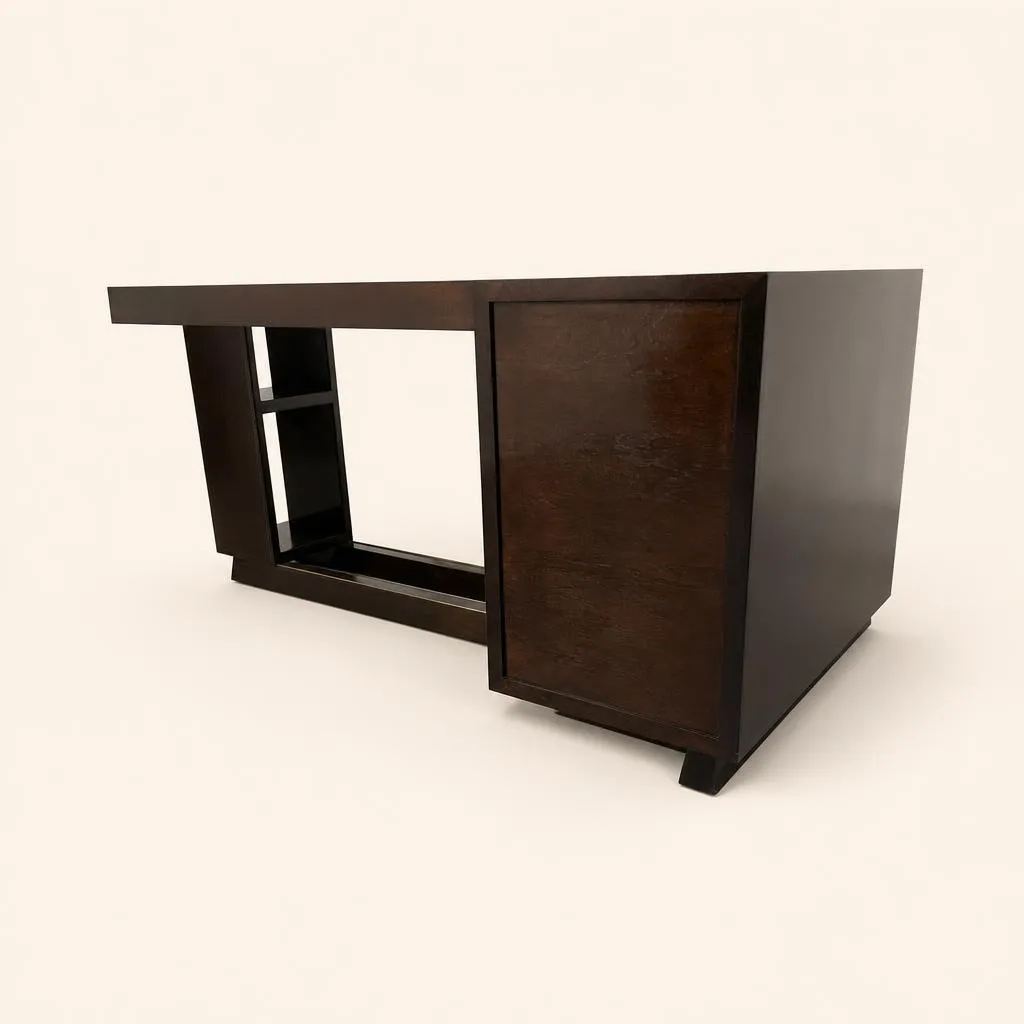 Asymmetrical desk