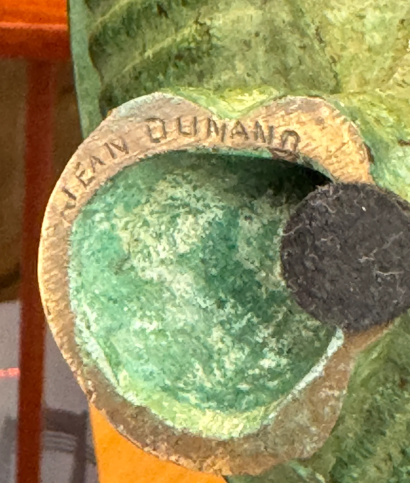 Detail view 2 – Bronze and brass bowl with lion paw feet