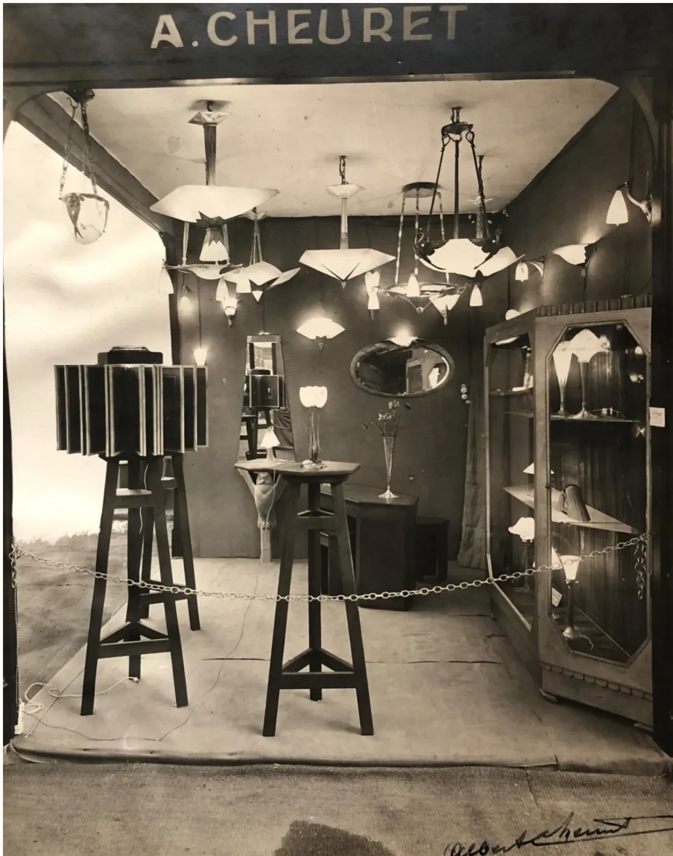 Detail view 2 – "Étoile" (Star) chandelier