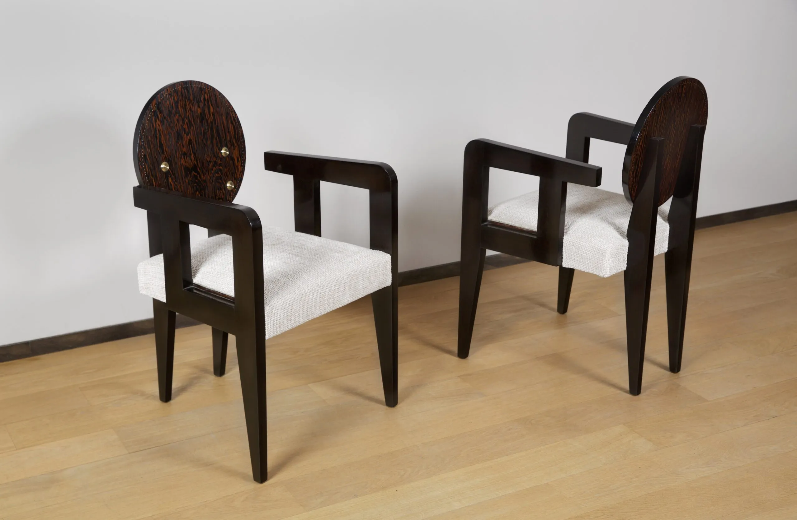 Detail view 2 – Game table and four original bridge armchairs