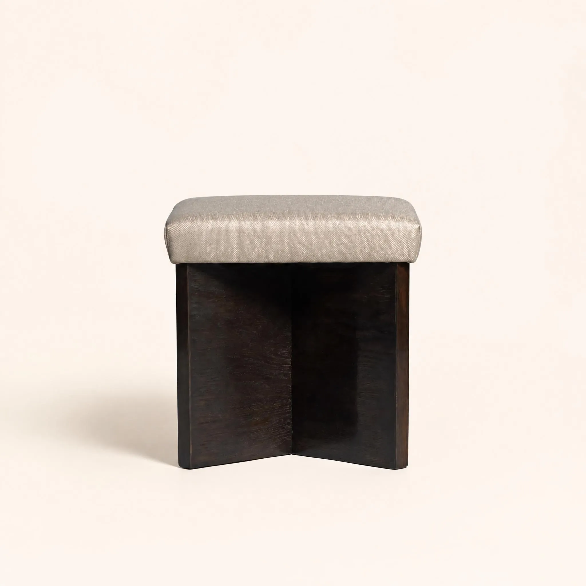 Tabouret en chêne