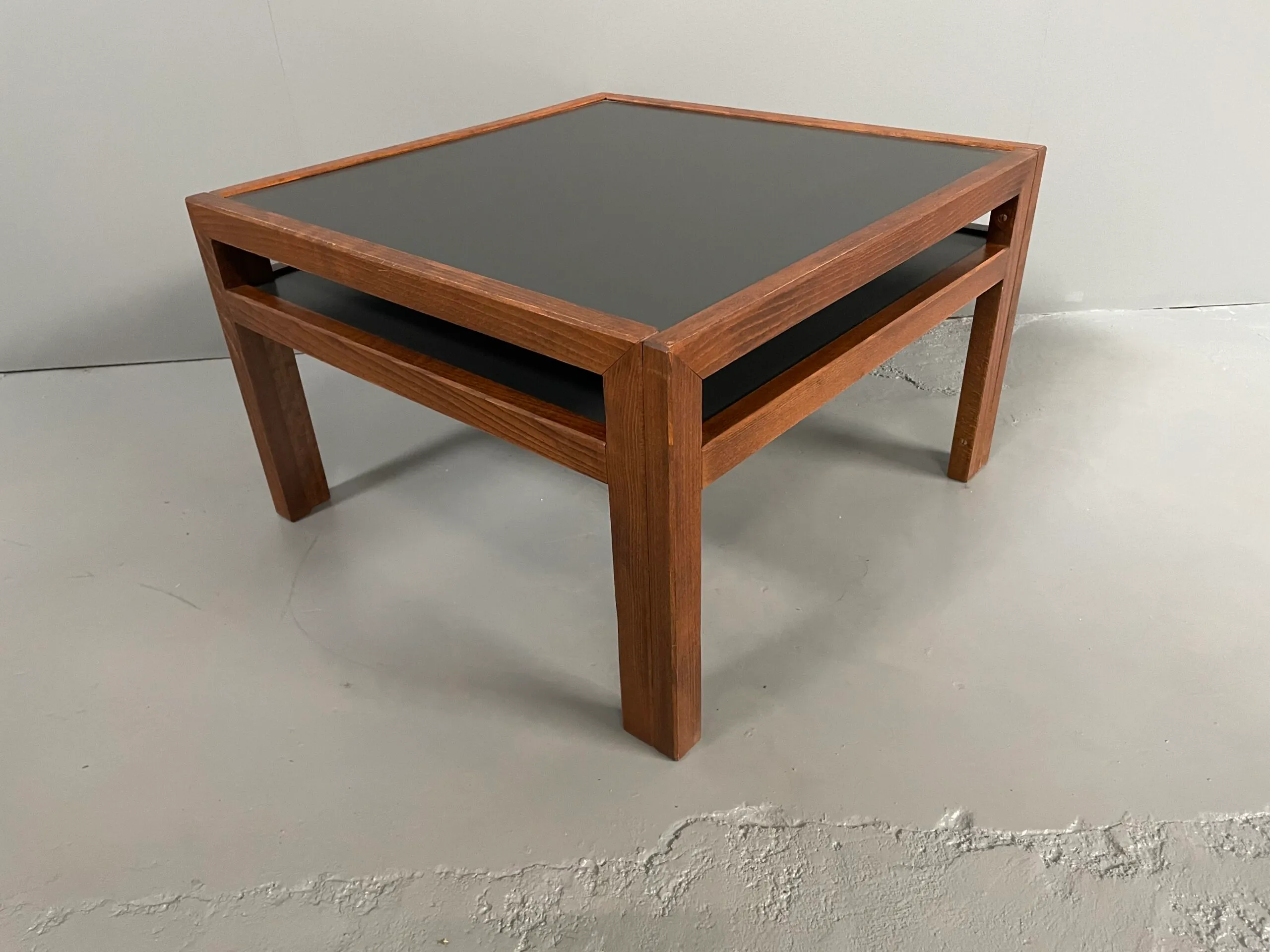 Detail view 1 – Pair of two-tier coffee tables