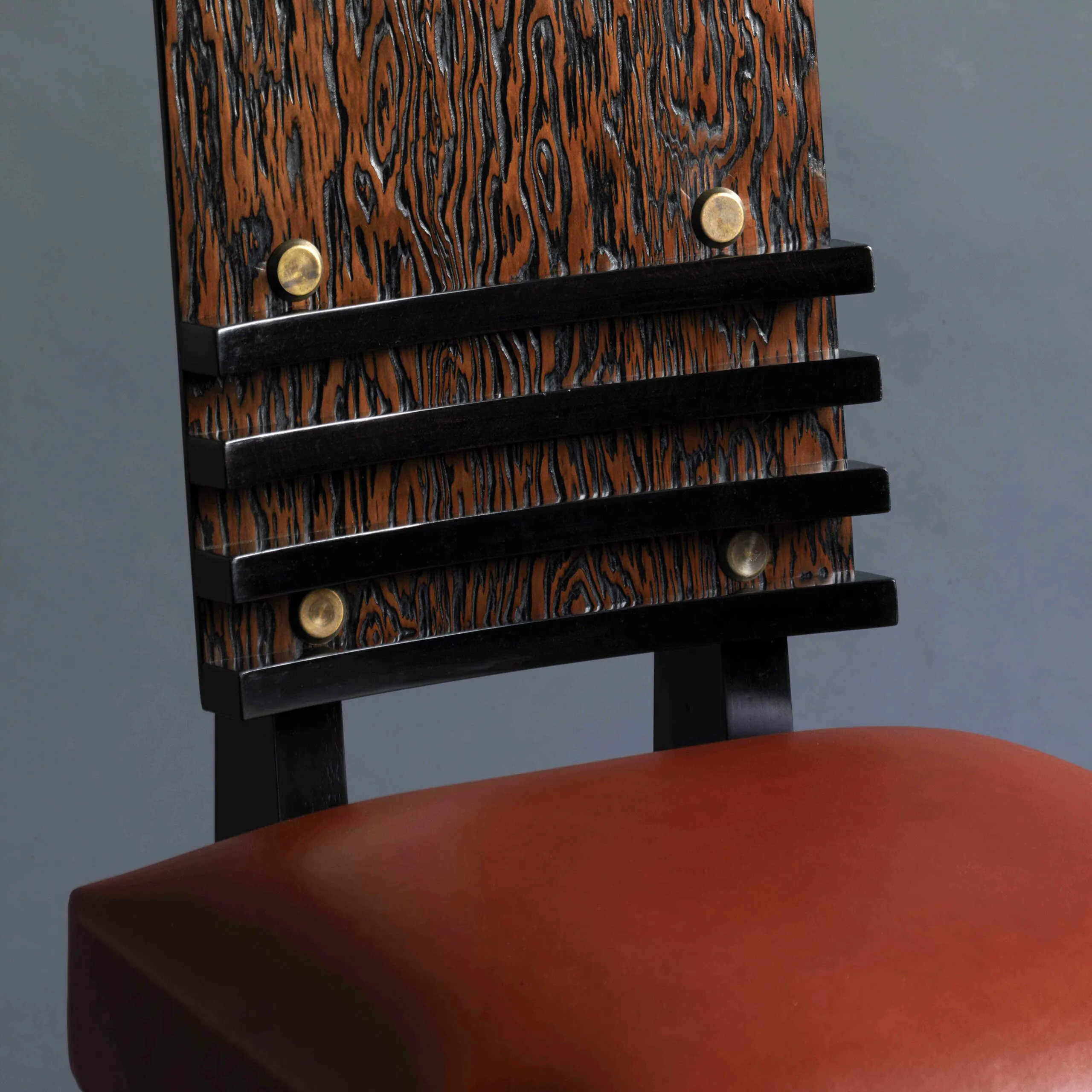 Detail view 2 – Six chairs in Oregon pine