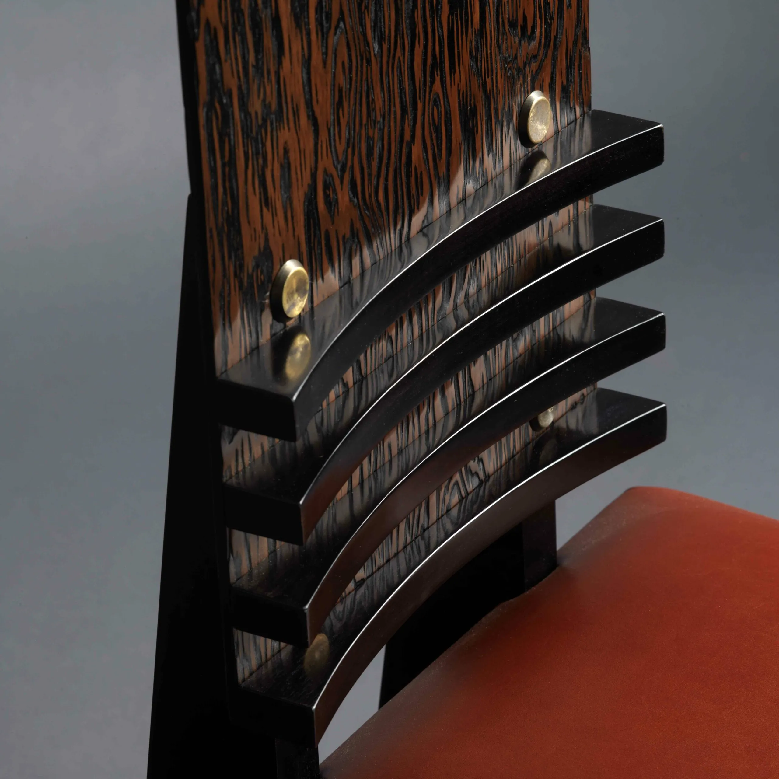 Detail view 3 – Six chairs in Oregon pine