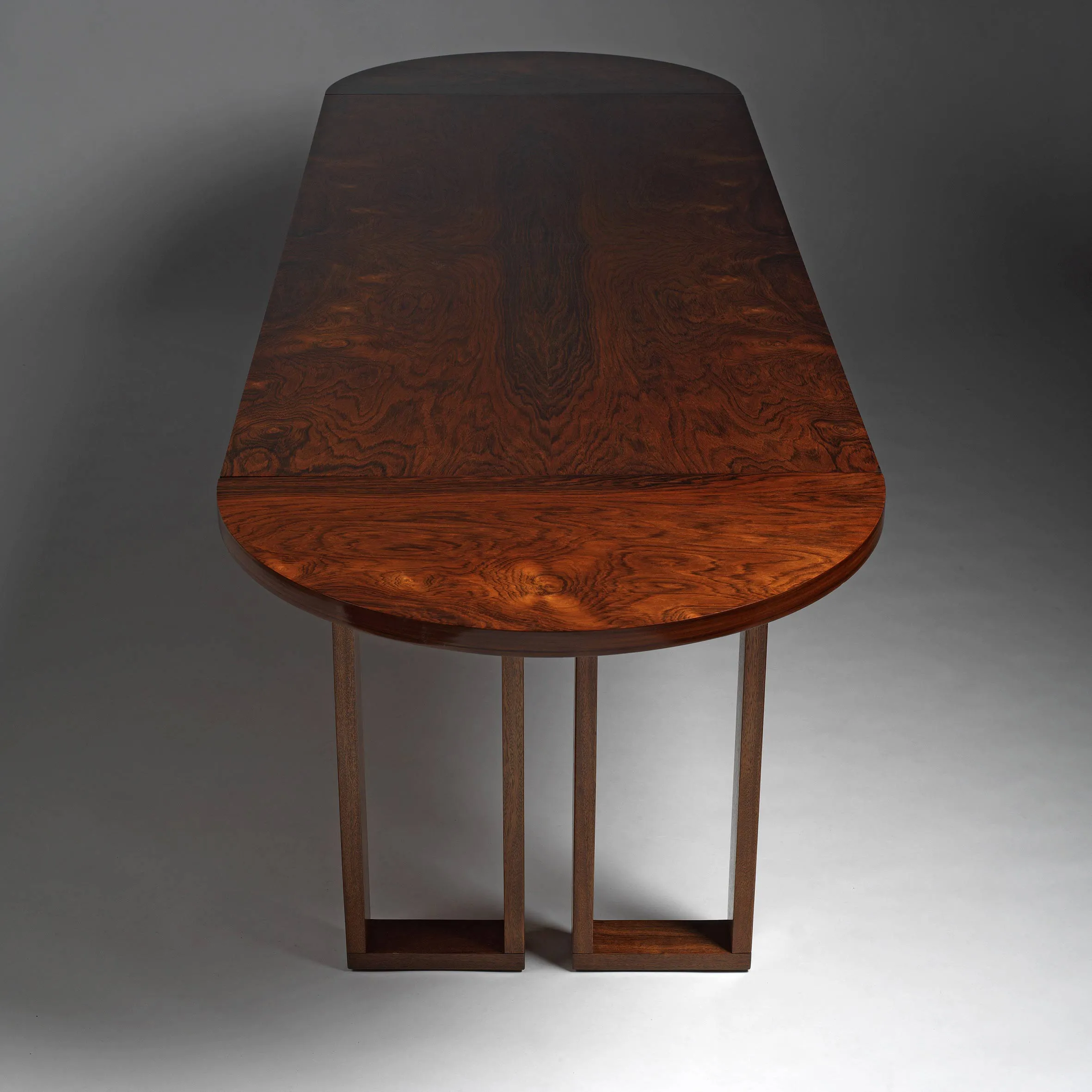 Vue de détail 2 – Table-bureau