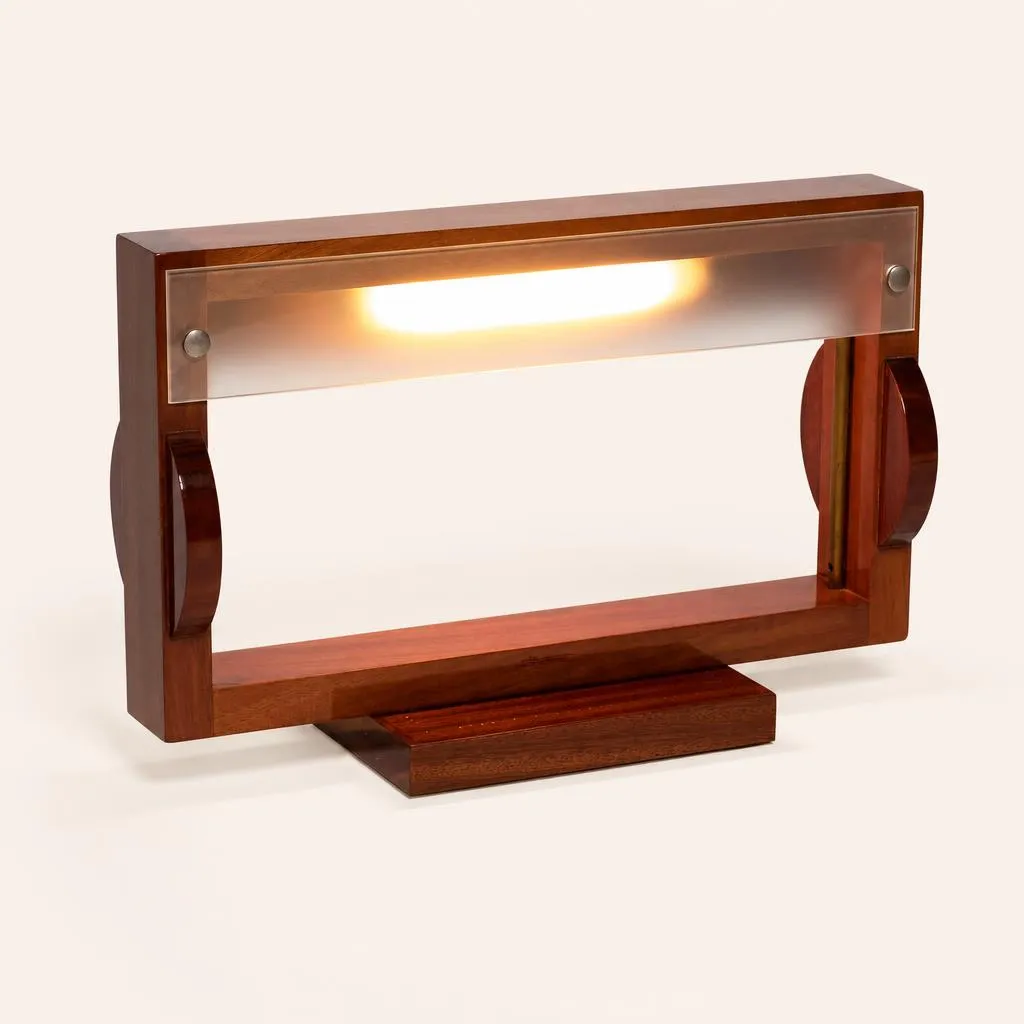 Table lamp