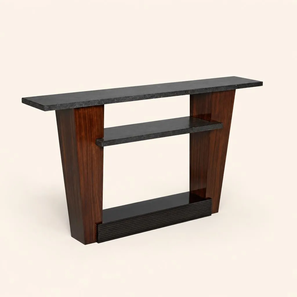 Console trapézoïdale