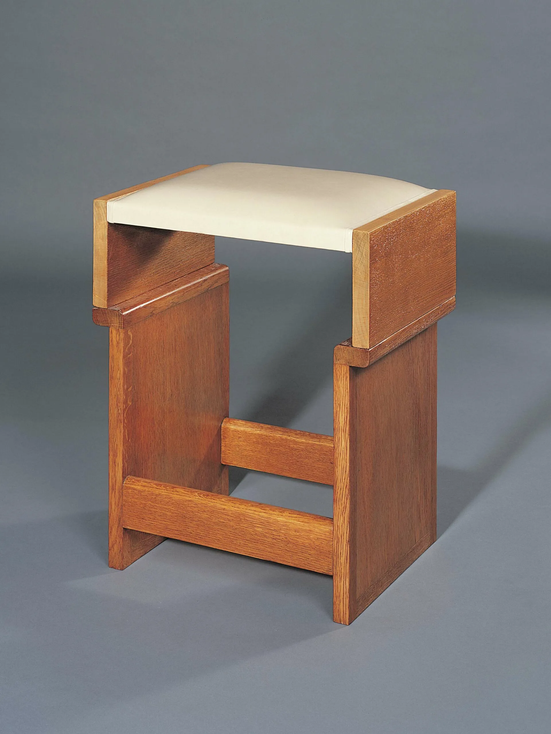 Vue de détail 1 – Tabouret à deux positions