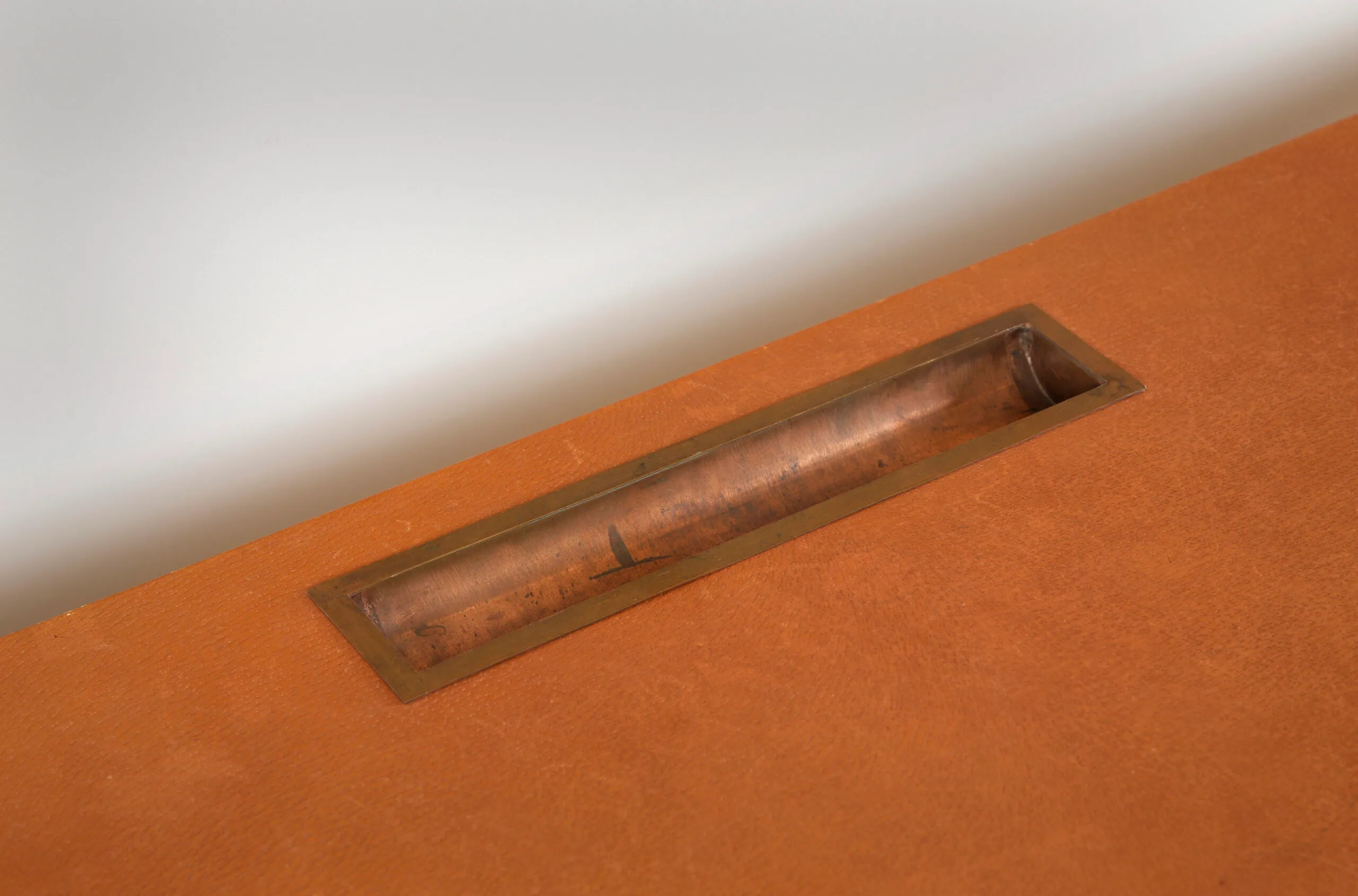Vue de détail 5 – Table-bureau pour la maison de couture Jacques Heim